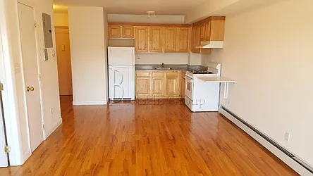 Rented by Bouklis Group