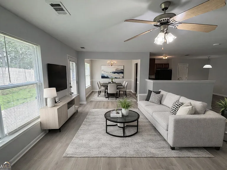 7279 Laurel Creek Dr — Photo 8