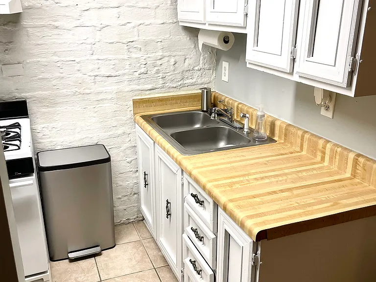 1180 Monroe Dr NE #3B — Photo 6