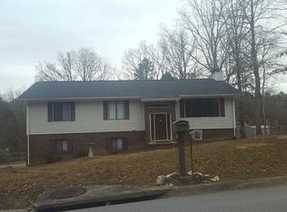 384 Autumn Ln, Anniston, AL 36206