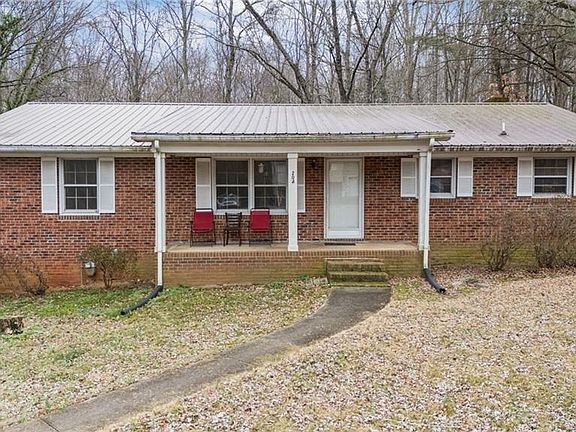 2nd image of 204 Hamilton Rd