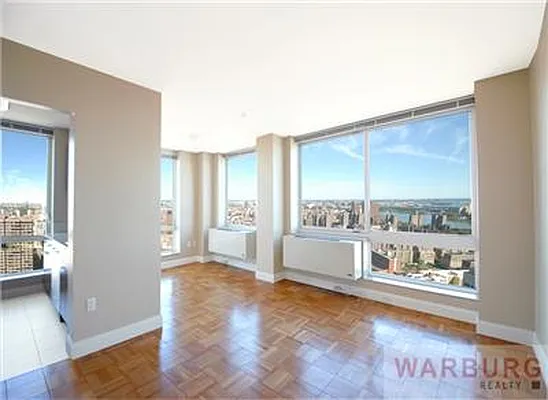 Rented by Warburg | media 51