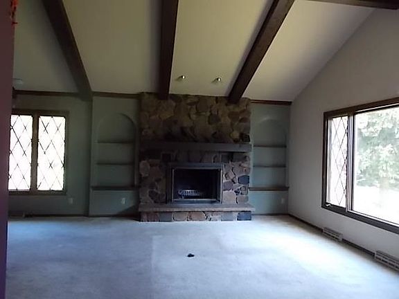 2nd image of N135W20615 Meadowlark Ln