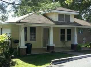 48 Maple St #A, Sylva, NC 28779