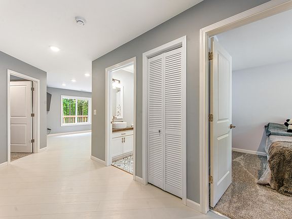 2nd image of 20449 Thornapple Ln
