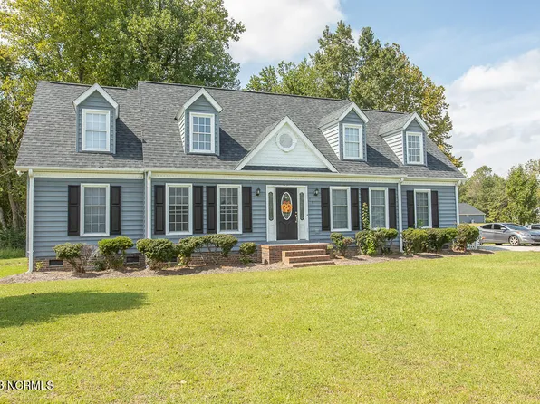 25 Deerfield Lane, Tabor City, NC 28463