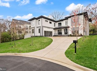 1054 Kinglet Ct, Mc Lean, VA 22101