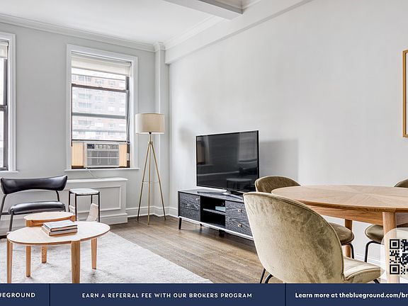 4th image of 210 W 70th St APT 604
