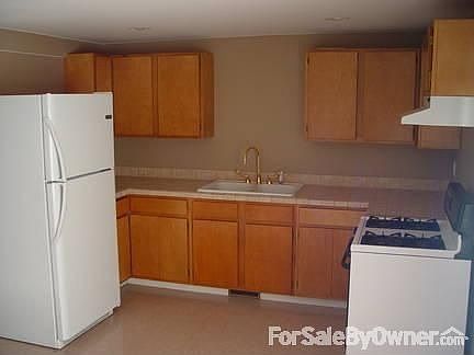 Main Living Area : Kitchen 12 foot x 17 foot Recessed Lights