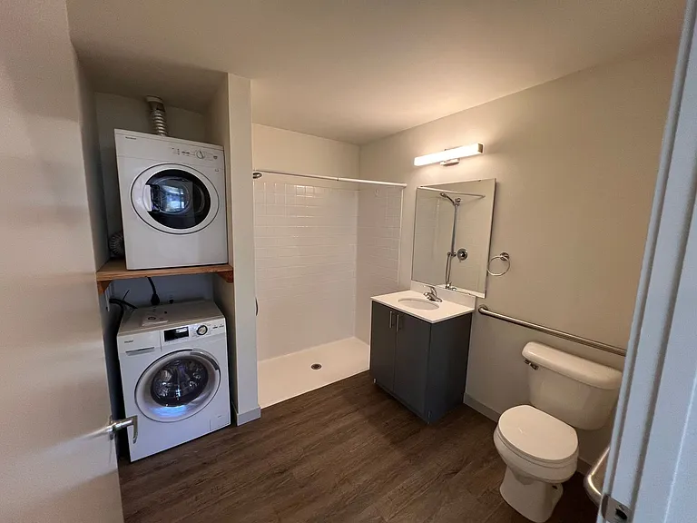 4801 Fauntleroy Apartments — Photo 61
