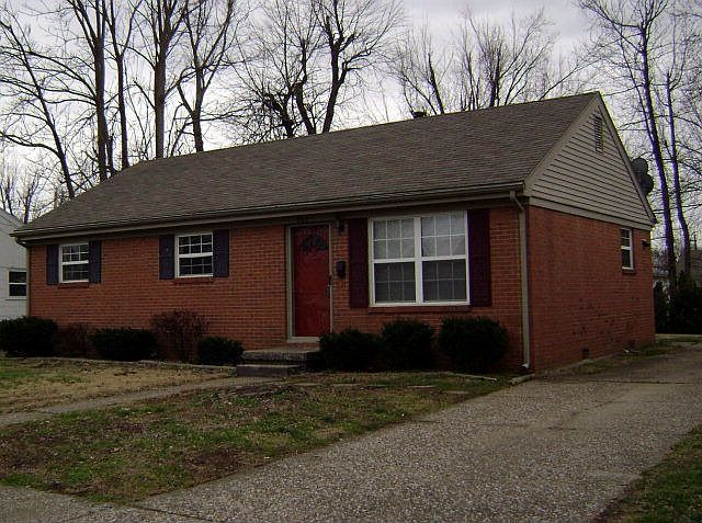 1st image of 326 Tennyson Dr