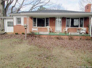 126 Quail Dr, Dallas, NC 28034