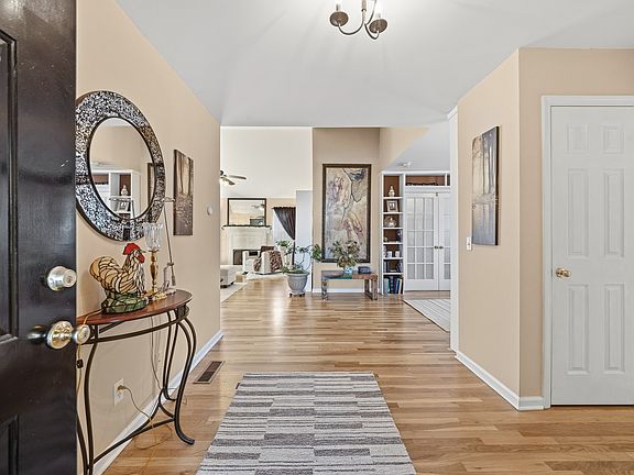 4th image of 2025 Green Timbers Dr
