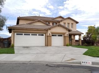 323 Percheron Ct, San Jacinto, CA 92582