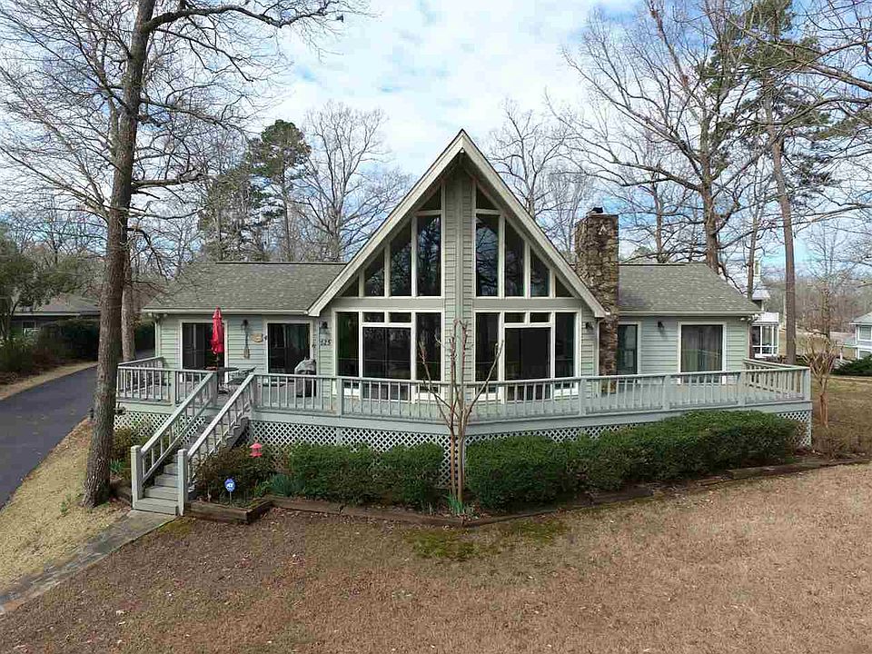 1st image of 525 River Cliff Ln