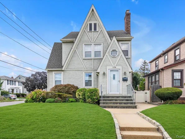 174 N Grove Street, Valley Stream, NY 11580