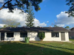 3802 Patio Ct, Lake Worth, FL 33461