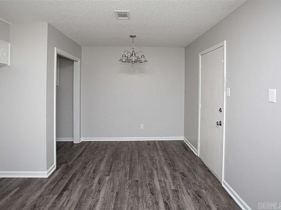 5th image of 300 Bellewood Ln #A