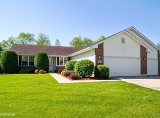 1404 Willow Ln, Harvard, IL 60033