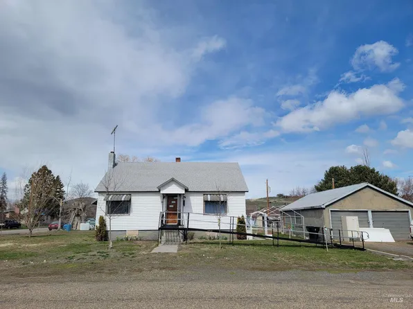 1100 E Liberty St, Weiser, ID 83672