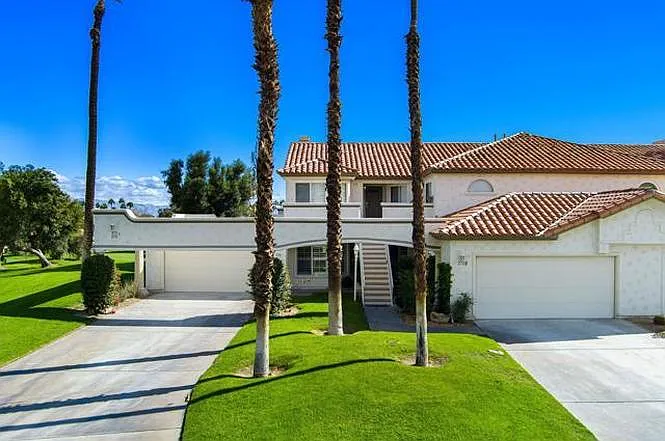 270 Vista Royale Cir E — Photo 19