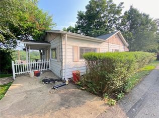 10052 Calvin St, Pittsburgh, PA 15235
