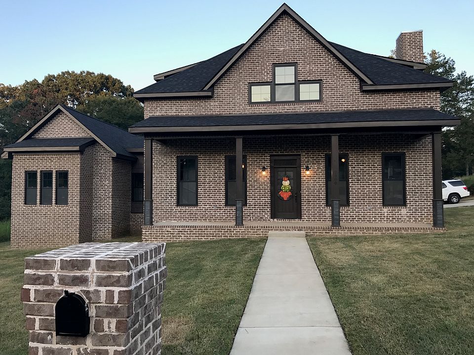 1st image of 2300 Valley Dr