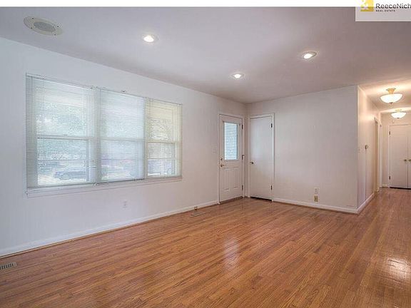 4th image of 10116 W 88th Ter