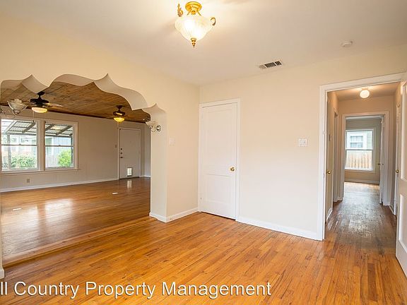 5th image of 1215 Piedmont Ave #A