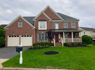 8409 Link Hills Loop, Gainesville, VA 20155