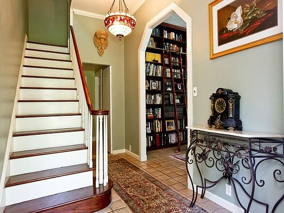 Charming home in beautiful Sterling Ridge.