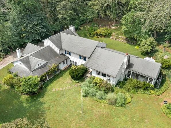 76 Deepwood Road, Darien, CT 06820