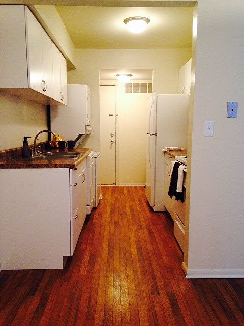 1st image of 1525 Natalie Ln APT 105
