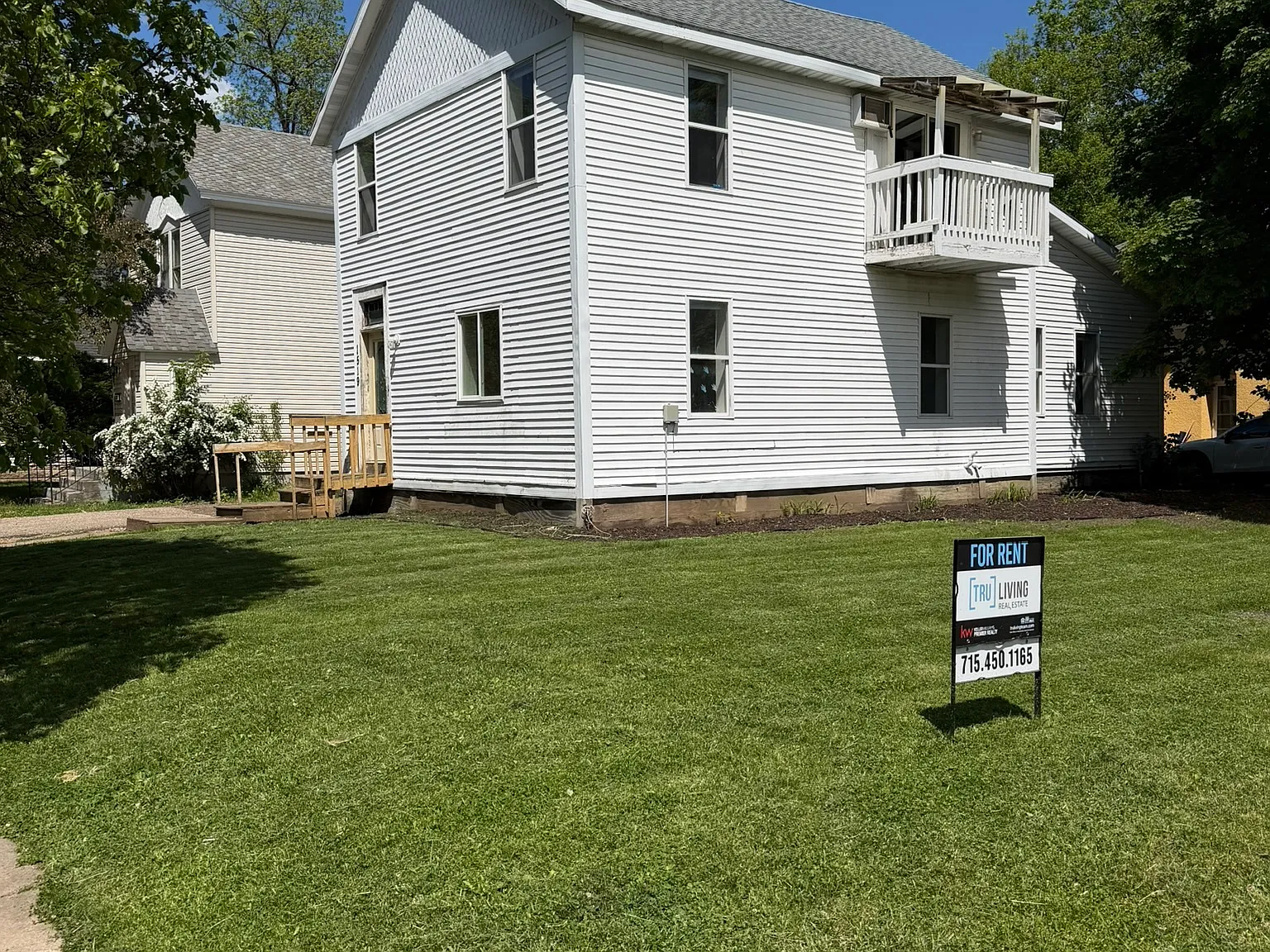 1519 Wilson Street - B — Photo 1
