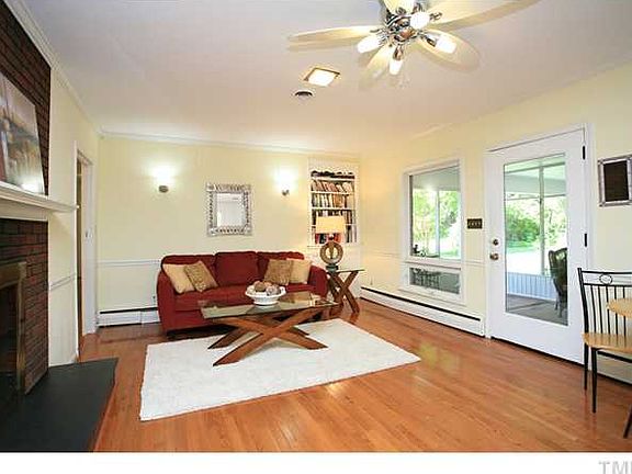 3rd image of 2306 Tampa Ave