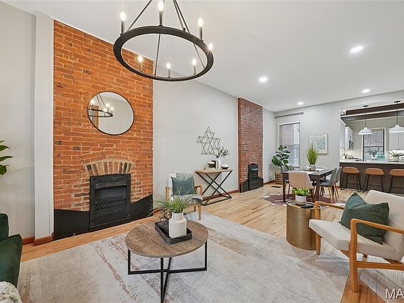 5th image of 4456 Laclede Ave
