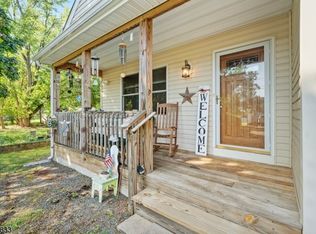 39 4th St, Hillsborough, NJ 08844