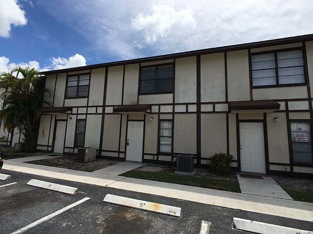 1st image of 5029 Breckenridge Pl APT 9