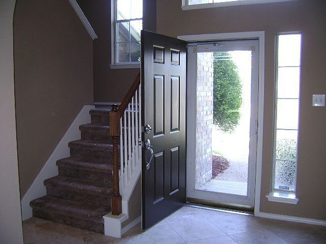 1st image of 1204 Hardisty Dr