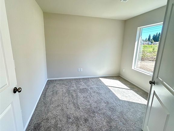 4th image of 550 Lot 22 Gilbertson Lane SE