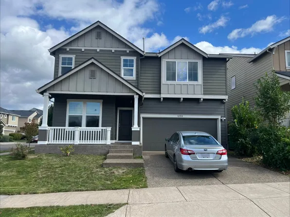 12312 SE Zion St, Happy Valley, OR 97089
