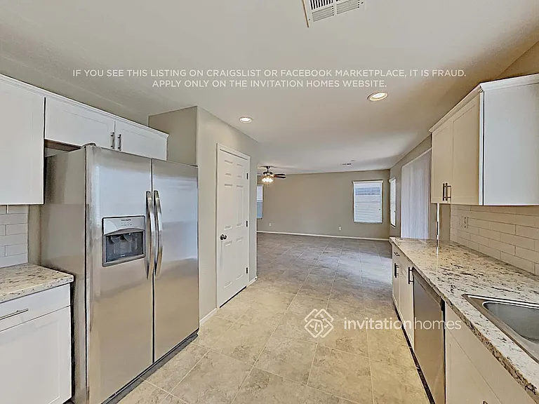 1425 E Lakeview Dr — Photo 6