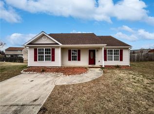 1901 Wheatfield Ct, Greensboro, NC 27405