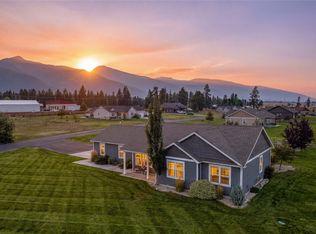 3974 Peak View Dr, Stevensville, MT 59870