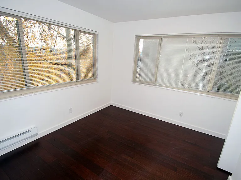 Ballard Flats Apartments — Photo 25