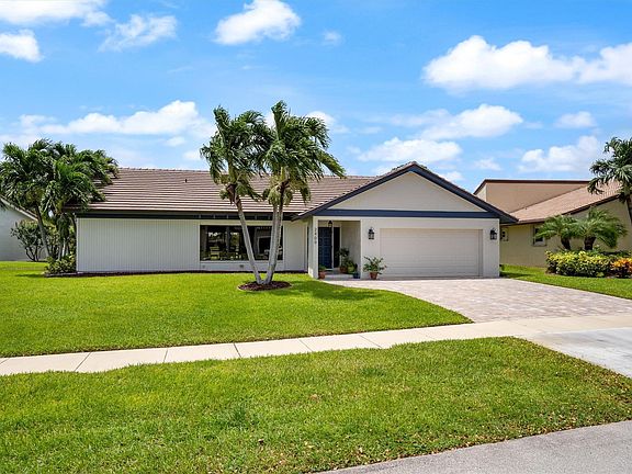 2nd image of 2409 SW 23rd Cranbrook Drive