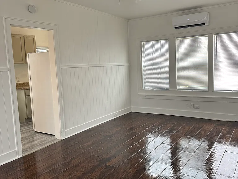 2202 Cincinnati Ave #2202 — Photo 2