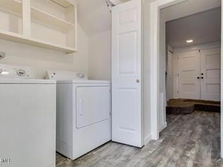 1728 E Ellis Dr — Photo 11