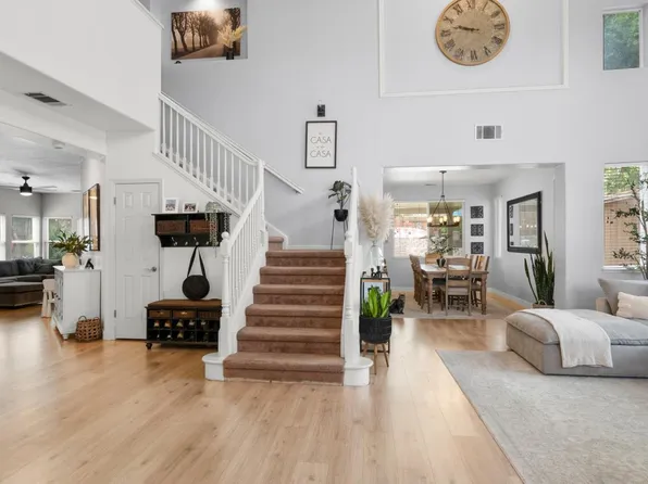 885 Kells Circle, Vacaville, CA 95688