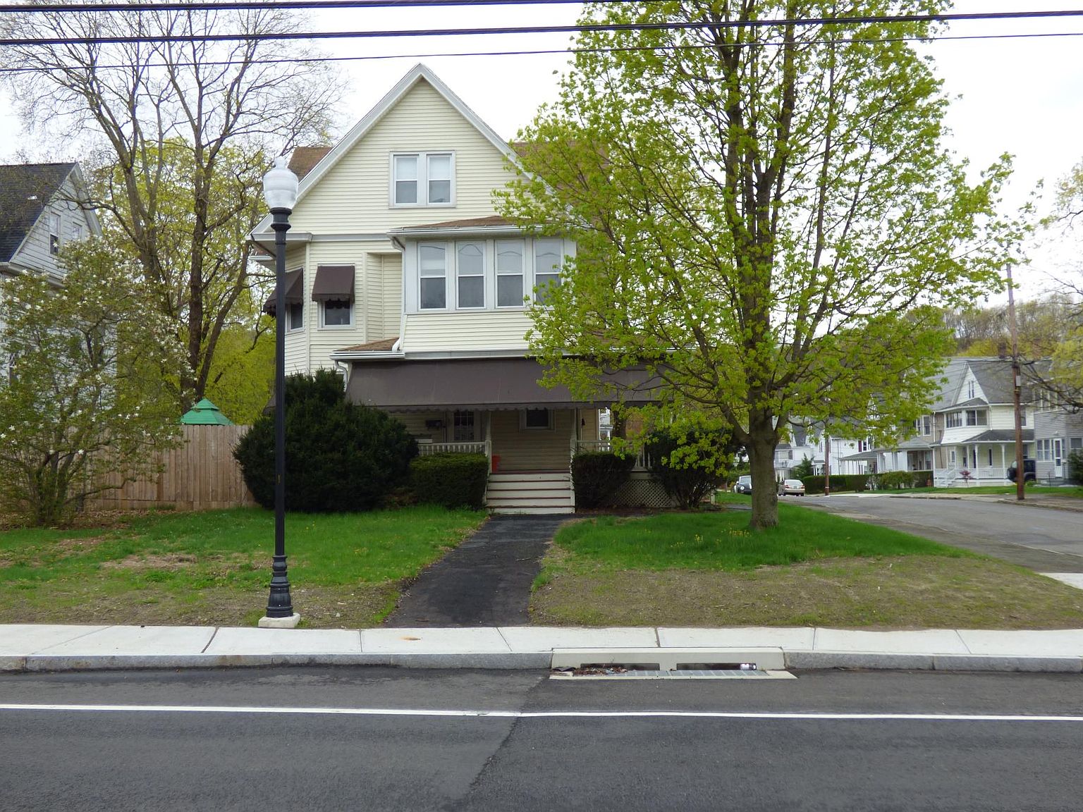 261 Wakelee Ave, Ansonia, CT 06401 Zillow